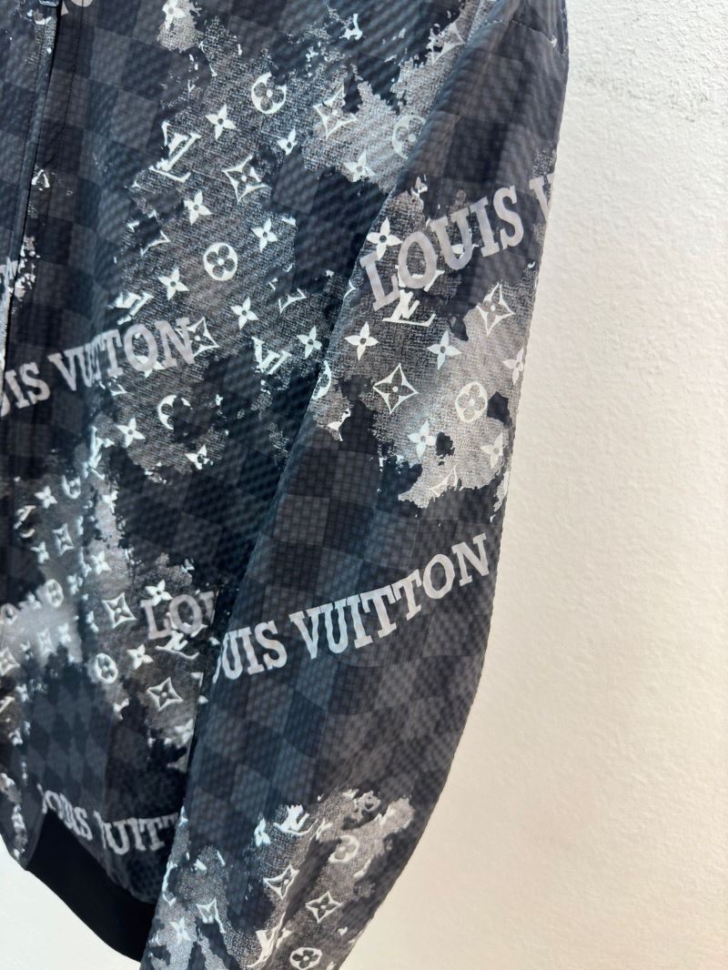 Louis Vuitton Outwear